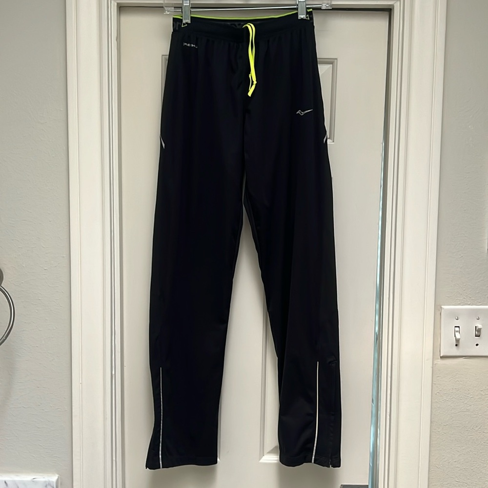 Saucony Women’s Flexshell Run Shield Pants
